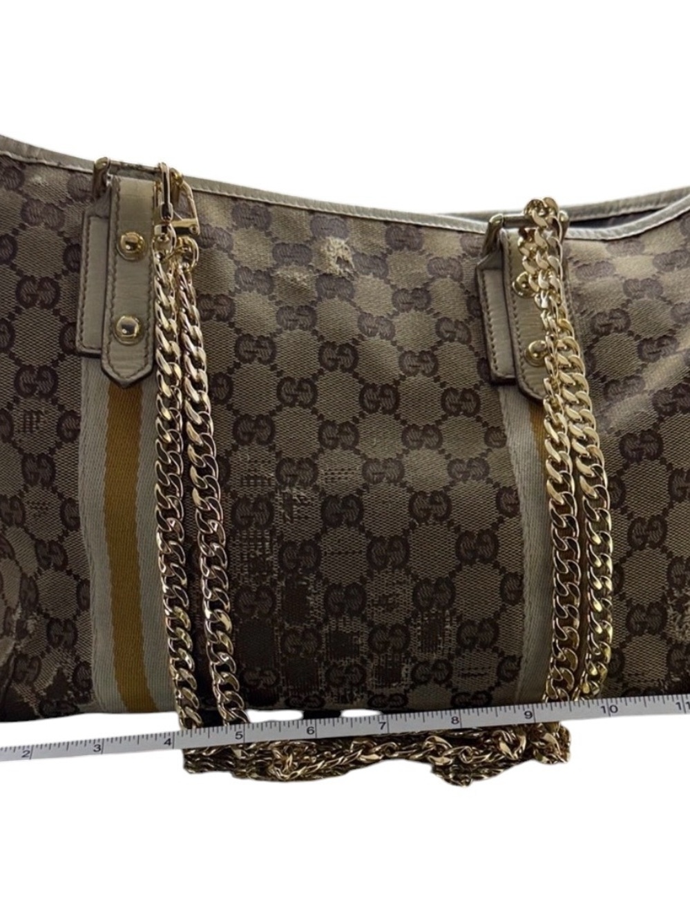 Gucci REHAB Brown
Monogram Tote with intact authentic charms - Picture 8 of 11
